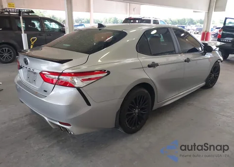 2020 Toyota Camry Se Nightshade Edition z USA, uszkodzony, nr VIN 4T1G11AKXLU351556